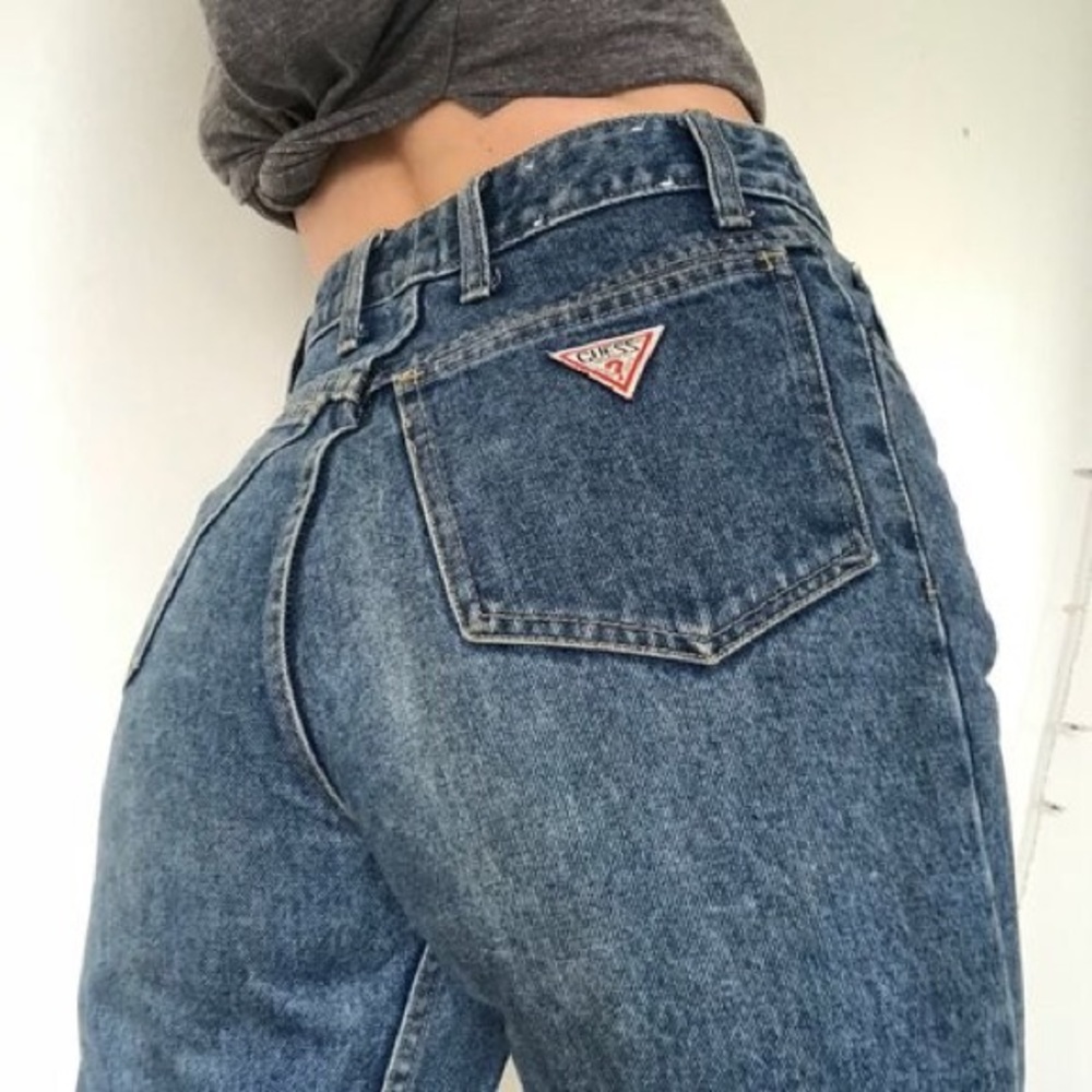 NWT Guess Mom Jeans
